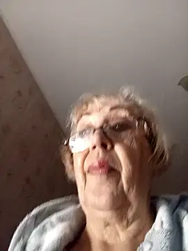 Snapshot of Anatolia5961 chatting on October 30, 4:00 am Anatolia5961 online show from October 30, 4:00 am