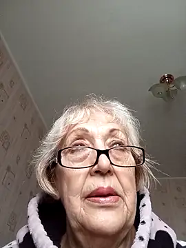 Snapshot of Anatolia5961 chatting on October 10, 5:30 am Anatolia5961 online show from October 10, 5:30 am