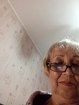 Snapshot of Anatolia5961 chatting on October 10, 5:47 pm Anatolia5961 online show from October 10, 5:47 pm