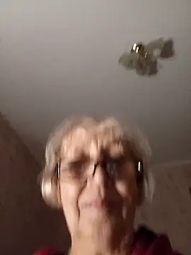 Snapshot of Anatolia5961 chatting on November 5, 3:48 pm Anatolia5961 online show from November 5, 3:48 pm