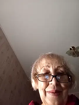 Snapshot of Anatolia5961 chatting on October 26, 3:51 am Anatolia5961 online show from October 26, 3:51 am