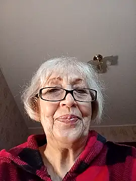 Snapshot of Anatolia5961 chatting on November 12, 5:00 am Anatolia5961 online show from November 12, 5:00 am