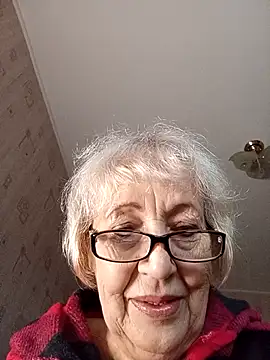 Snapshot of Anatolia5961 chatting on November 4, 4:16 am Anatolia5961 online show from November 4, 4:16 am