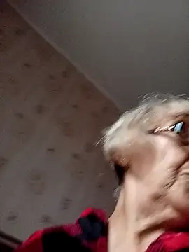 Snapshot of Anatolia5961 chatting on November 11, 9:26 am Anatolia5961 online show from November 11, 9:26 am