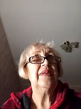 Snapshot of Anatolia5961 chatting on November 17, 3:54 am Anatolia5961 online show from November 17, 3:54 am