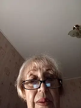 Snapshot of Anatolia5961 chatting on October 7, 3:02 pm Anatolia5961 online show from October 7, 3:02 pm