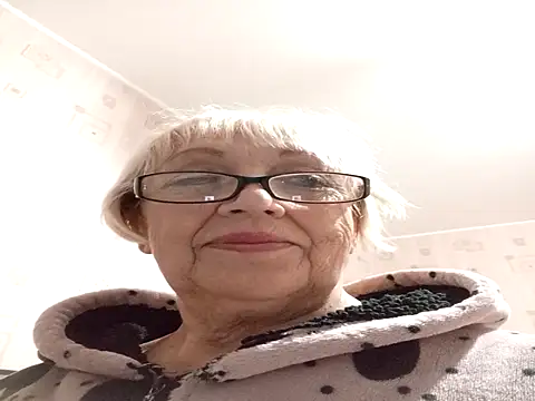 Snapshot of Anatolia5961 chatting on September 30, 3:18 pm Anatolia5961 online show from September 30, 3:18 pm