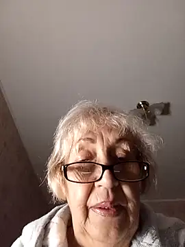 Snapshot of Anatolia5961 chatting on October 21, 3:17 am Anatolia5961 online show from October 21, 3:17 am