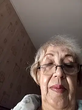 Snapshot of Anatolia5961 chatting on November 1, 4:08 am Anatolia5961 online show from November 1, 4:08 am