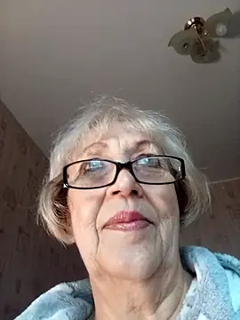 Snapshot of Anatolia5961 chatting on November 8, 4:49 am Anatolia5961 online show from November 8, 4:49 am