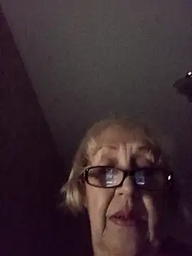 Snapshot of Anatolia5961 chatting on November 24, 4:23 am Anatolia5961 online show from November 24, 4:23 am