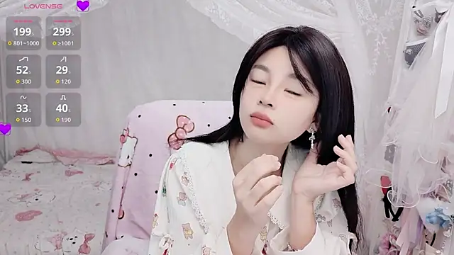 9aunatiis online show from February 10, 7:46 pm