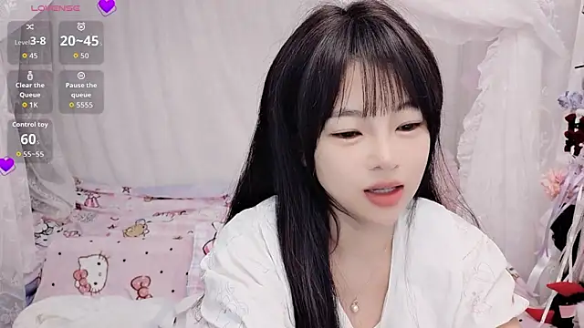 9aunatiis online show from April 17, 6:00 pm