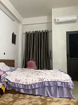 Linda288 online show from February 5, 6:20 am