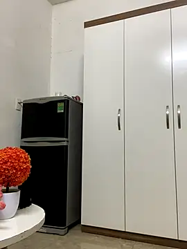 Snapshot of Linda288 chatting on November 23, 6:23 am Linda288 online show from November 23, 6:23 am