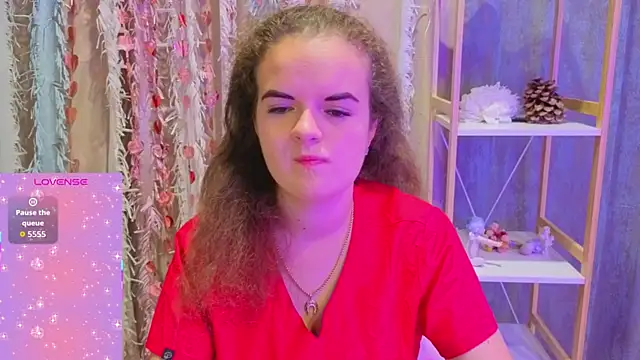 Luisa Rosee online show from October 13, 8:10 pm