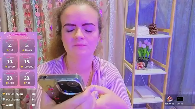 Luisa Rosee online show from November 29, 8:31 pm