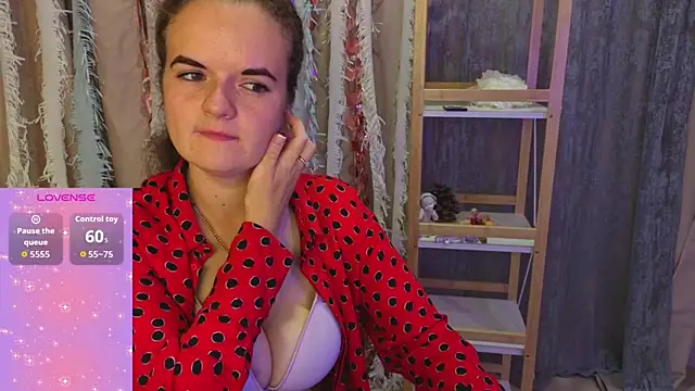 Luisa Rosee online show from September 15, 7:03 pm