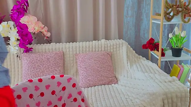 Luisa Rosee online show from June 30, 3:01 pm