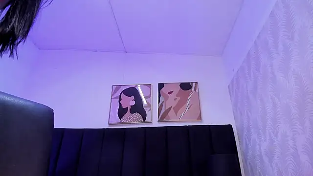 Snapshot of kaylaadams7 chatting on November 4, 11:47 am kaylaadams7 online show from November 4, 11:47 am