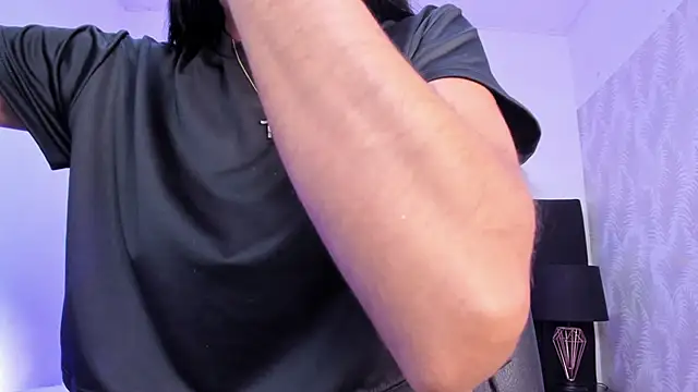 Snapshot of kaylaadams7 chatting on November 28, 11:32 am kaylaadams7 online show from November 28, 11:32 am