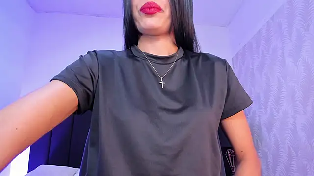 Snapshot of kaylaadams7 chatting on November 18, 11:35 am kaylaadams7 online show from November 18, 11:35 am