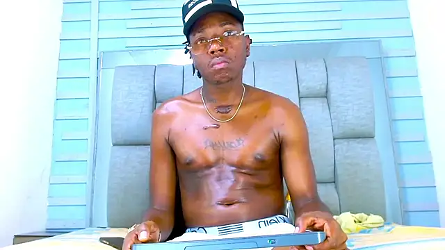 Black Fire10 online show from September 29, 7:52 pm