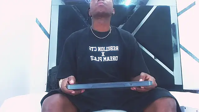 Black Fire10 online show from September 25, 5:08 pm