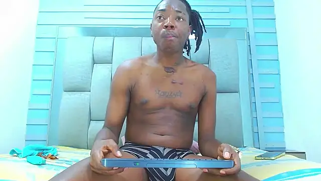 Snapshot of Black_Fire10 chatting on January 8, 6:14 pm Black Fire10 online show from January 8, 6:14 pm