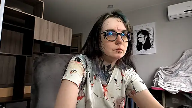 HighelikeGirl online show from November 6, 7:12 am