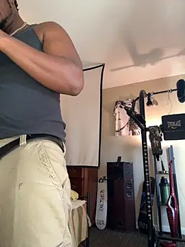 KeYBuMp323 online show from November 18, 3:15 pm