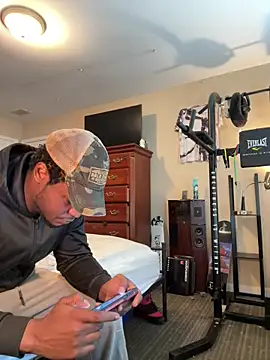 KeYBuMp323 online show from April 7, 3:25 pm