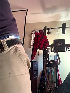 KeYBuMp323 online show from November 11, 4:57 pm