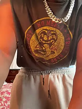 Snapshot of KeYBuMp323 chatting on February 26, 4:29 pm KeYBuMp323 online show from February 26, 4:29 pm