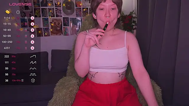 jooycetreier online show from November 26, 7:30 am