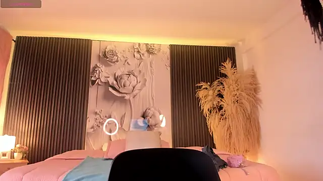 MichellePreston online show from April 5, 12:12 pm