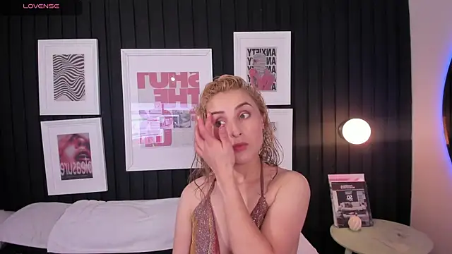 Odette bulgari online show from February 7, 10:34 am