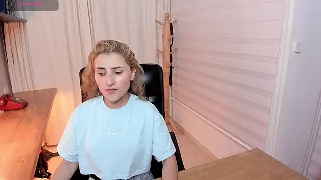 Odette bulgari online show from February 20, 10:39 am