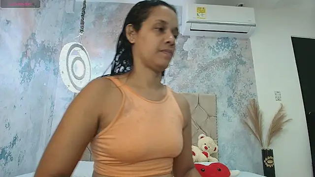 DarcyMooree online show from September 30, 12:55 pm