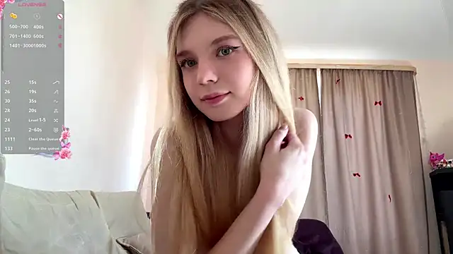 FruityXo online show from May 7, 11:35 am
