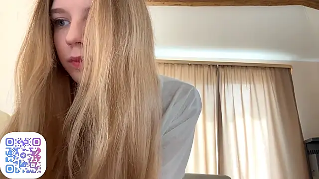 FruityXo online show from September 9, 8:35 am