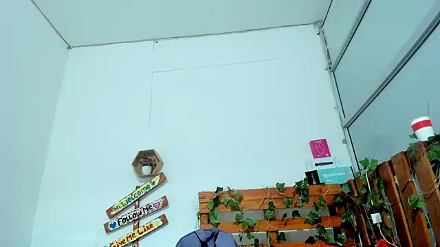 cris dulce online show from April 16, 7:03 pm