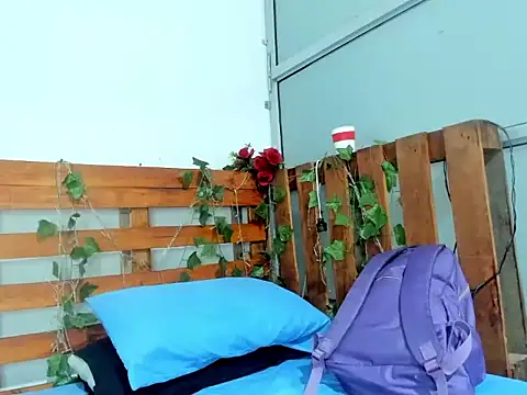 cris dulce online show from March 13, 12:59 am