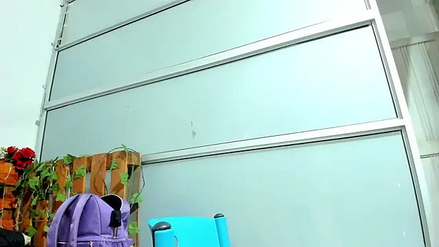 cris dulce online show from February 5, 12:50 am