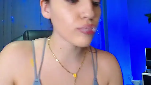 Lulugh  online show from November 12, 7:40 pm