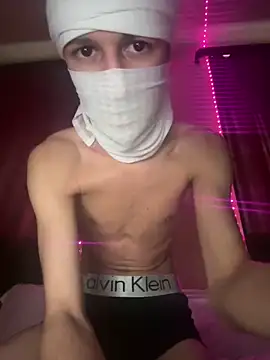 holydirt luxeno1 online show from January 14, 11:58 am