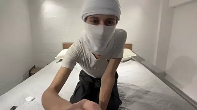 holydirt luxeno1 online show from February 15, 4:39 pm