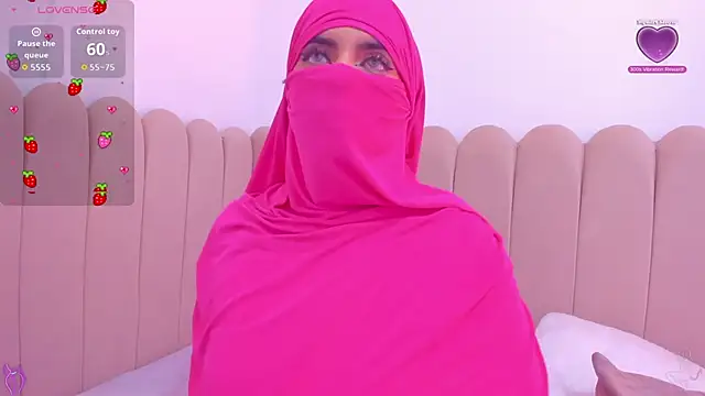 Jasmin hamdan online show from October 17, 6:53 pm