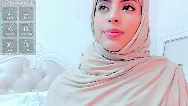 Jasmin hamdan online show from April 7, 7:37 pm