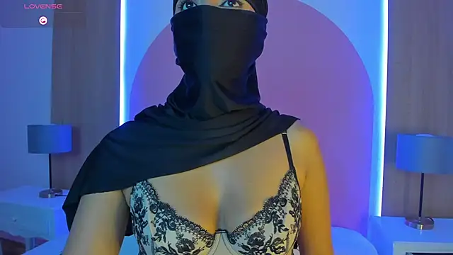 Jasmin hamdan online show from February 25, 6:52 pm